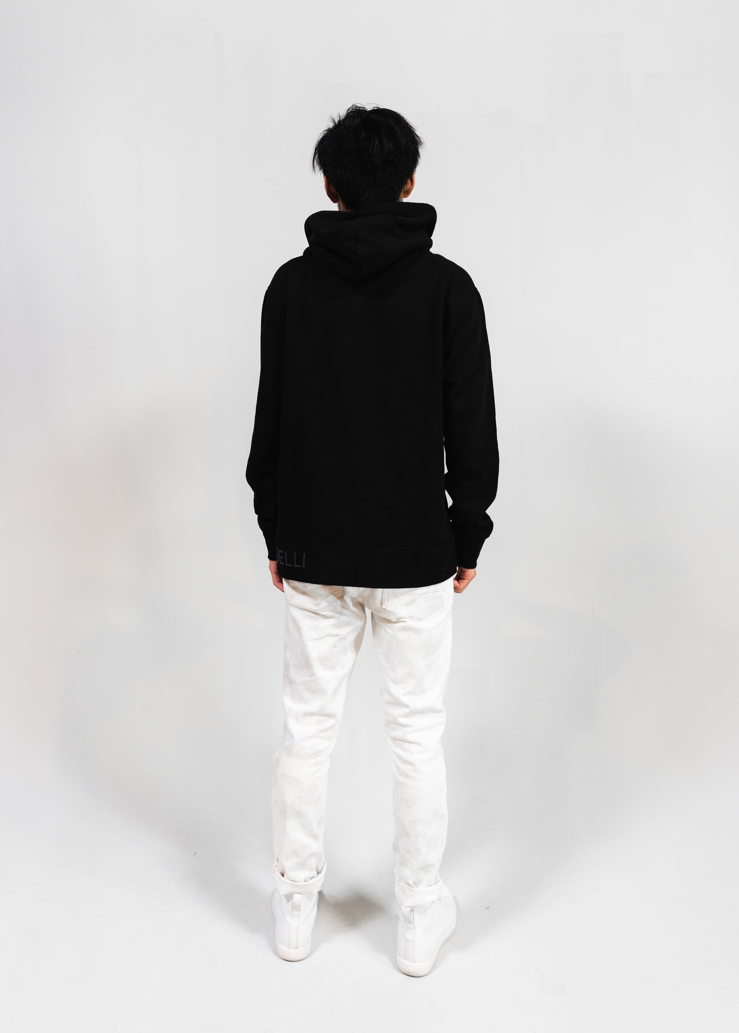 MEN'S ONYX BLACK HOODED PULLOVER